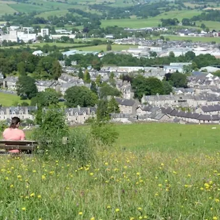 Courtyard Flat - דירה *