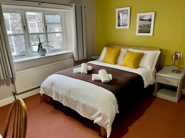 Courtyard Flat - Apartment